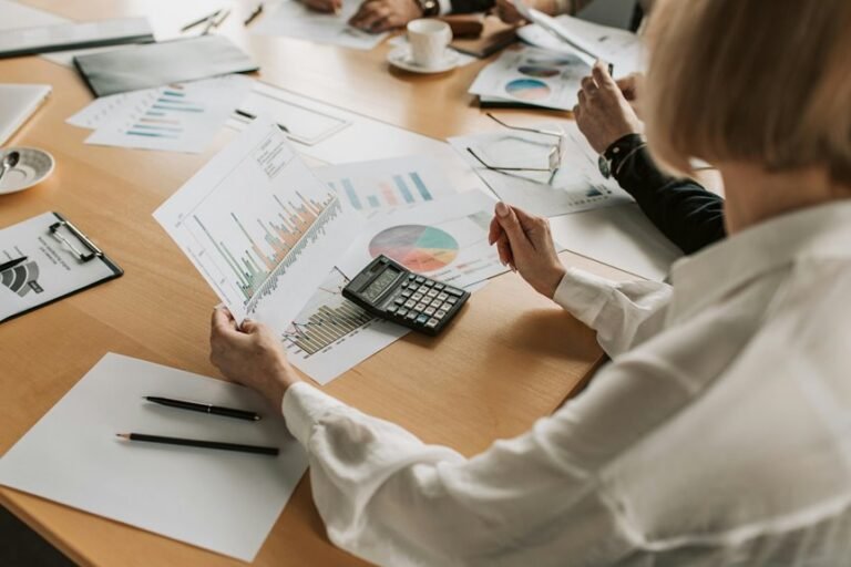 corporate finance reporting course